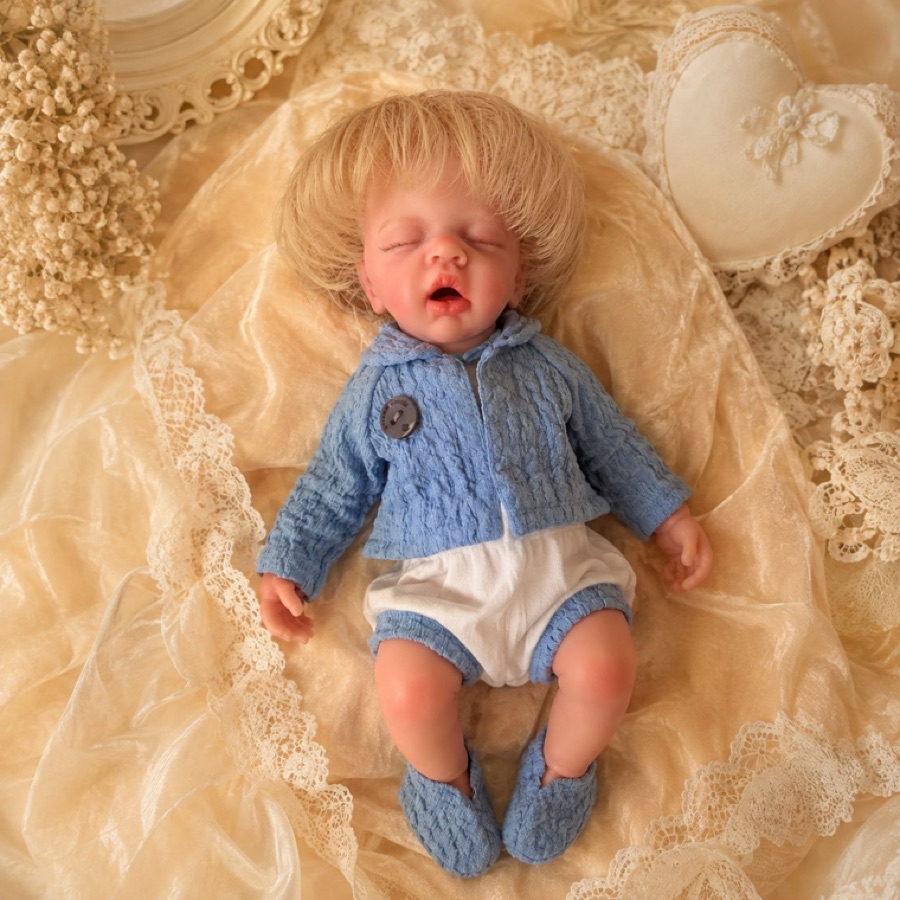 GJ02-1, 12-inch solid silicone reborn baby doll